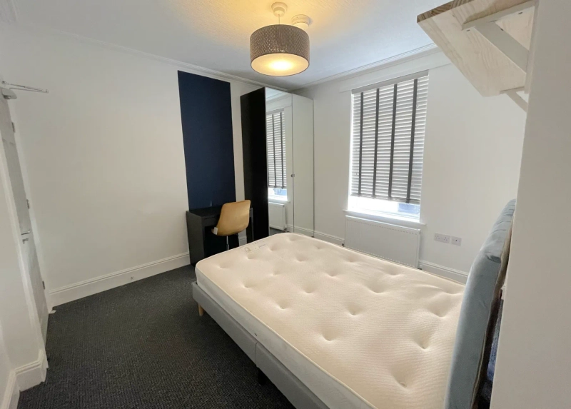 Bills Inclusive - 4 Bedroom House, 2 bath - Thumbnail 7